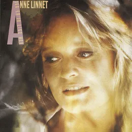 Jeg er jo lige her von Anne Linnet – Album Cover