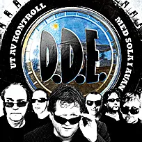 Ut av kontroll - med sola i auan von D.D.E. – Album Cover