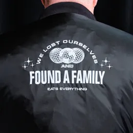 We Lost Ourselves and Found A Family von Eats Everything – Album Cover