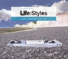 Life:Styles: Compiled by Laurent Garnier von Laurent Garnier – Cover