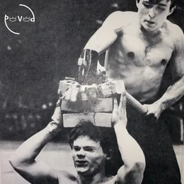 Пустой и бесполезный von sportcafé – Album Cover