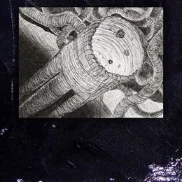 Moon Touches Earth von many tiny boxes – Album Cover