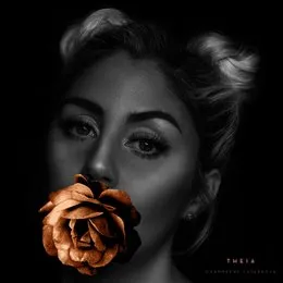 Champagne Supernova von Theia – Album Cover