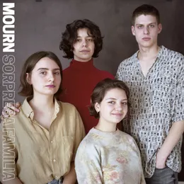Sorpresa Familia von Mourn – Album Cover