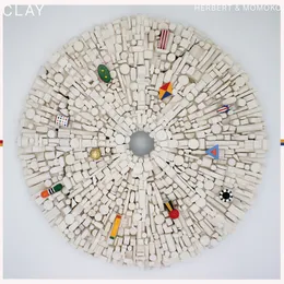 Clay von Matthew Herbert – Album Cover
